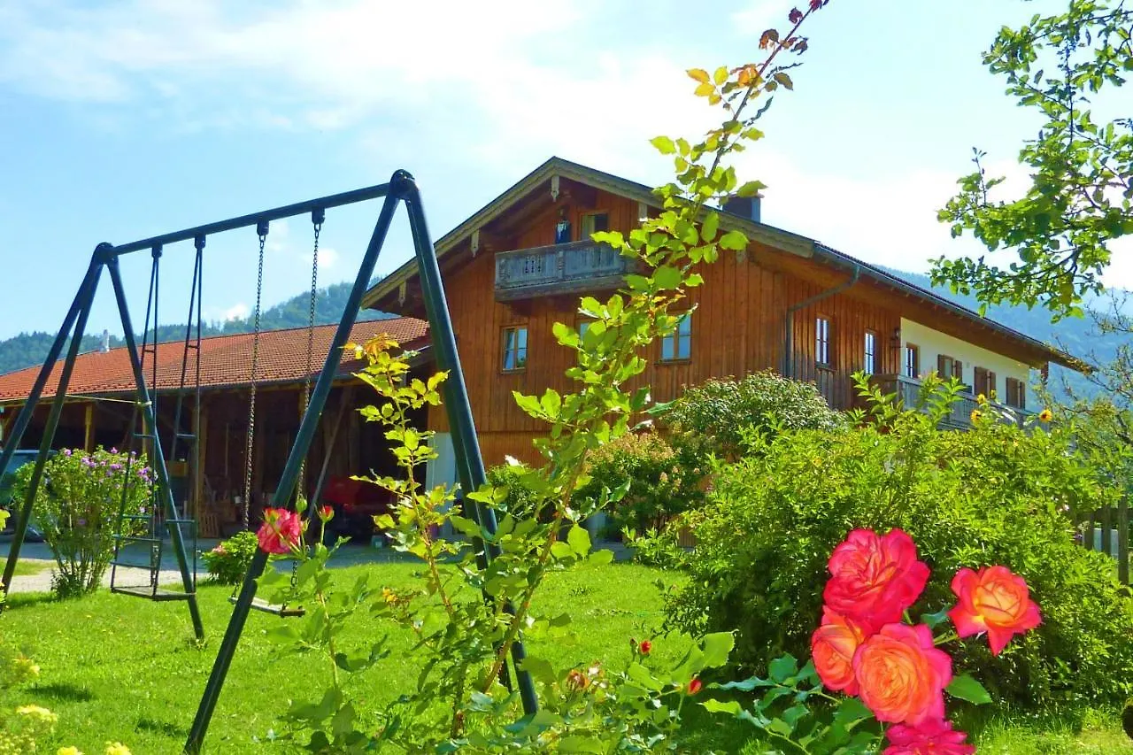 Ferienwohnungen Maurer Hoehenberg Aschau im Chiemgau Appartement